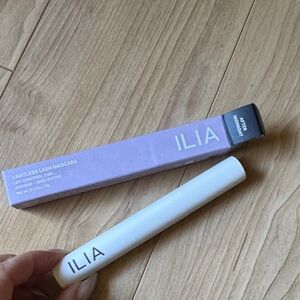 ILIA Limitless Lash Mascara -After midnight
